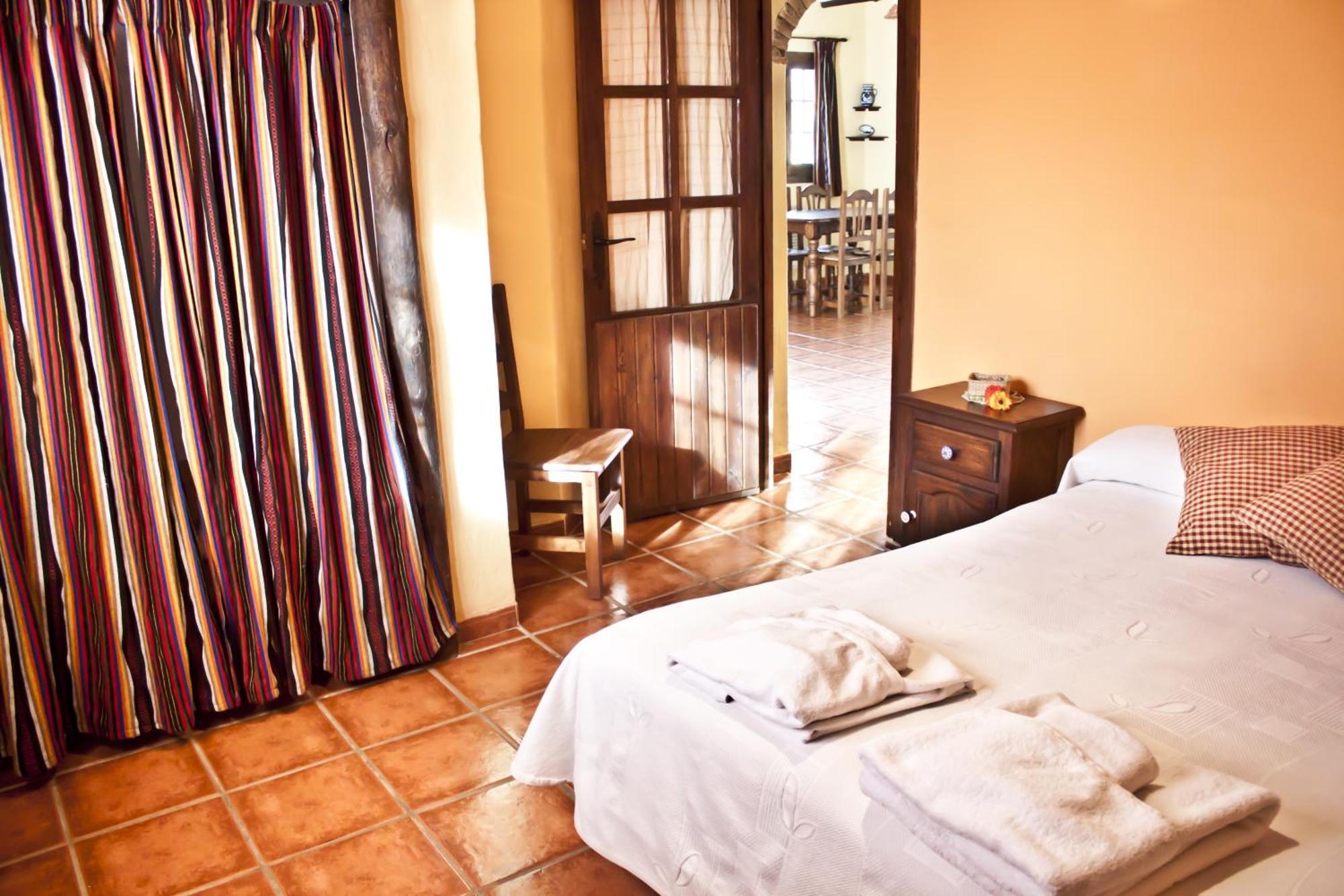 Cortijo Puerta Casas Rurales Orgiva Phòng bức ảnh